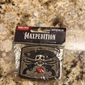 Max Edition Black and Red Accessories